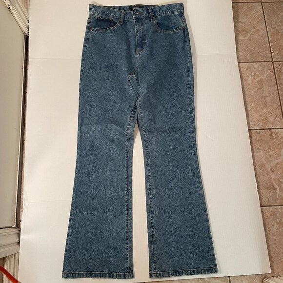 LAUREN JEANS CO. SIZE 12 MEDIUM WASH BLUE JEANS - Picture 1 of 6